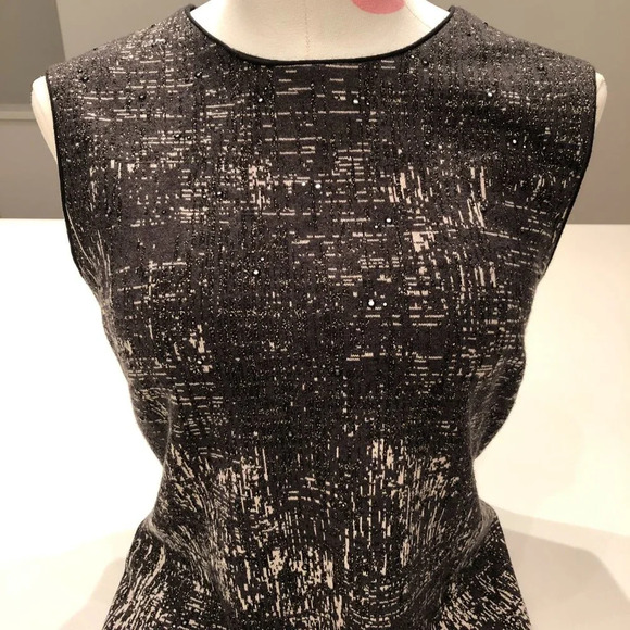 NIC+ZOE Sleeveless Crew Neck Knit Top Abstract Print w Sparkle Gray Sz M NWOT - Picture 4 of 11